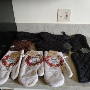 9 bread & loaf pan 3/ oven mitt 9/ bread log pan 3